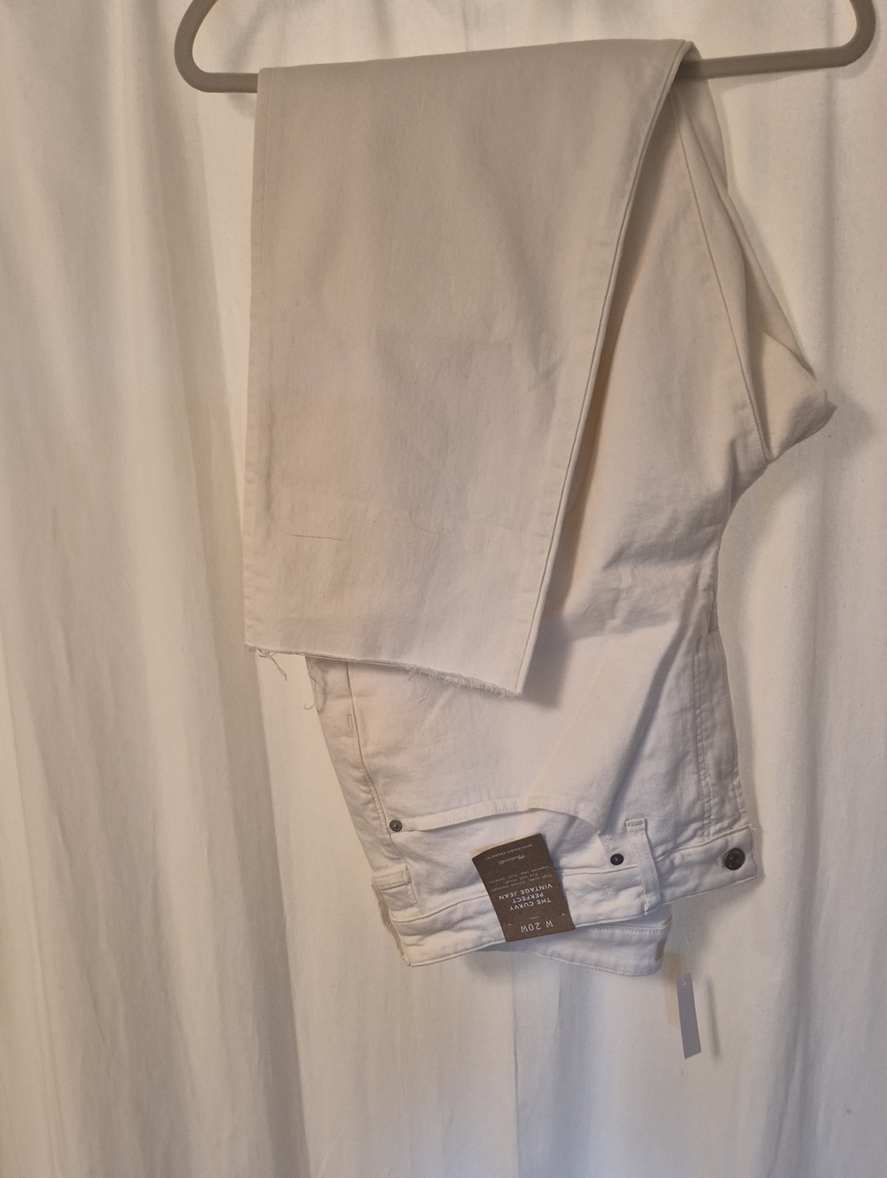 Madewell Straight Leg Jeans in Off-White